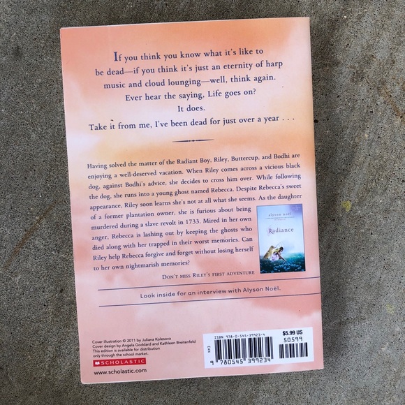 Shimmer by: Alyson Noël - Picture 2 of 2